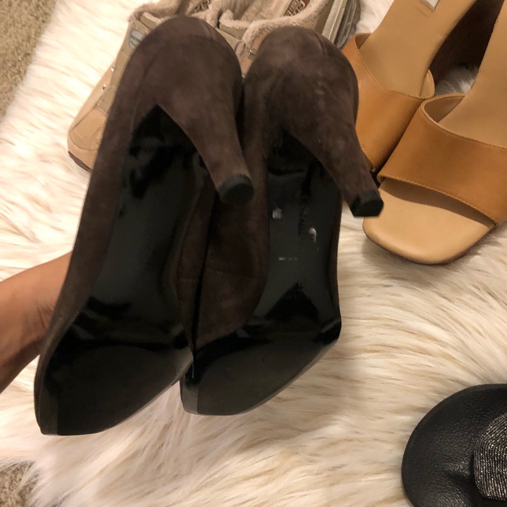 Sketchers, Bebe, Puma, Steve Madden & Naturalizer - Picture 4 of 5